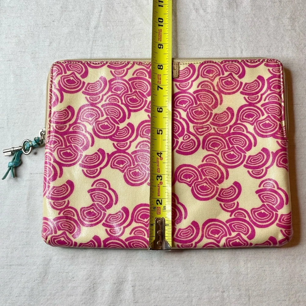 Fossil Key-Per Coated iPad Tablet Zip Sleeve Case Bag GUC Unique Revers‎ Design